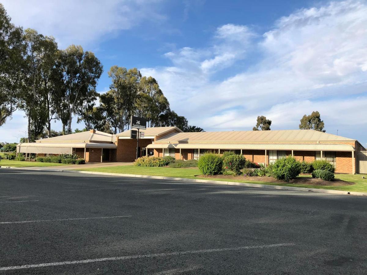 Settlement Motor Inn Deniliquin Eksteriør billede