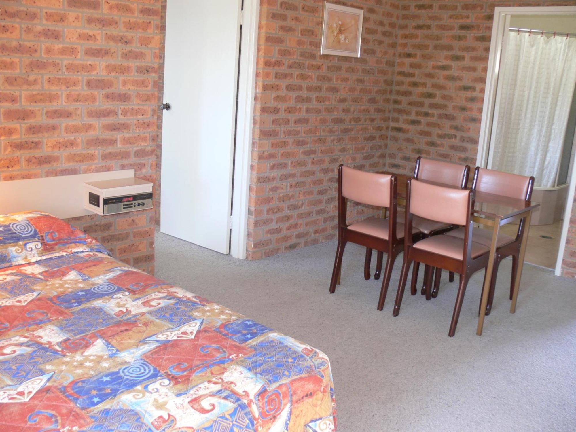 Settlement Motor Inn Deniliquin Eksteriør billede